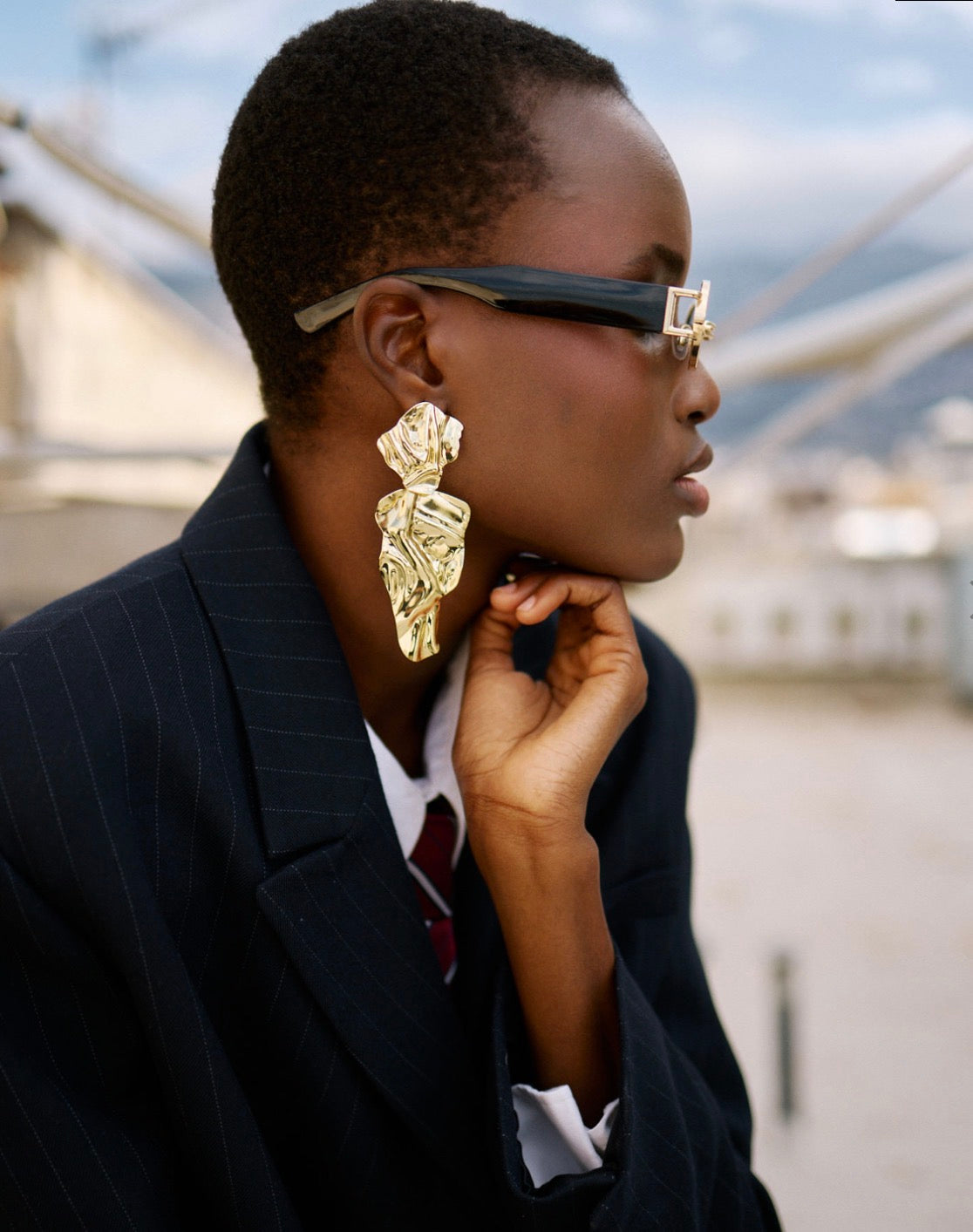 SCULPTURE EARRINGS